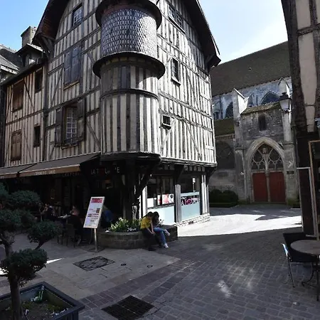 Gite Appartement Troyes * トロワ